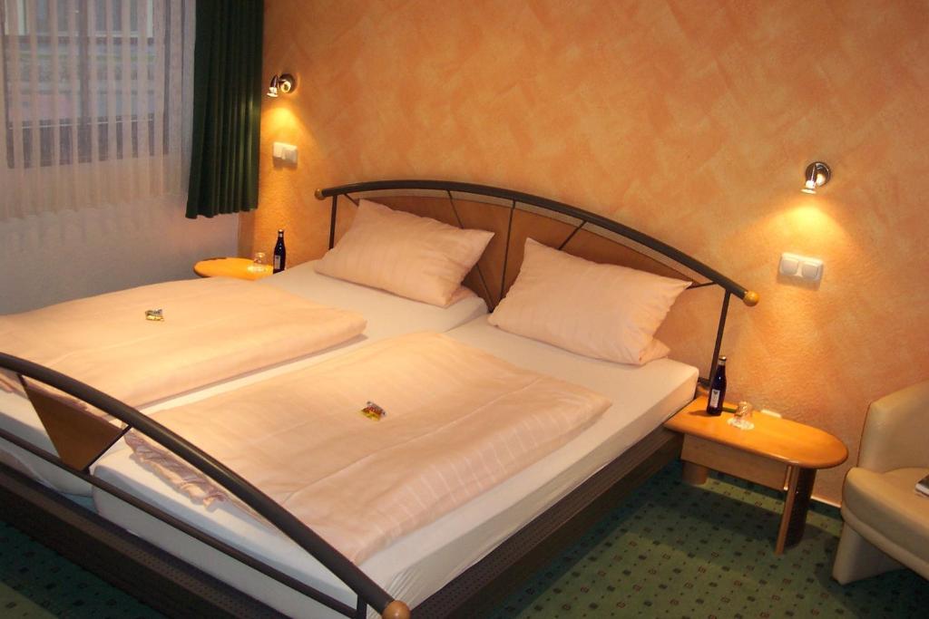 Beim Holzschnitzer Hotel Dreis-Bruck Phòng bức ảnh